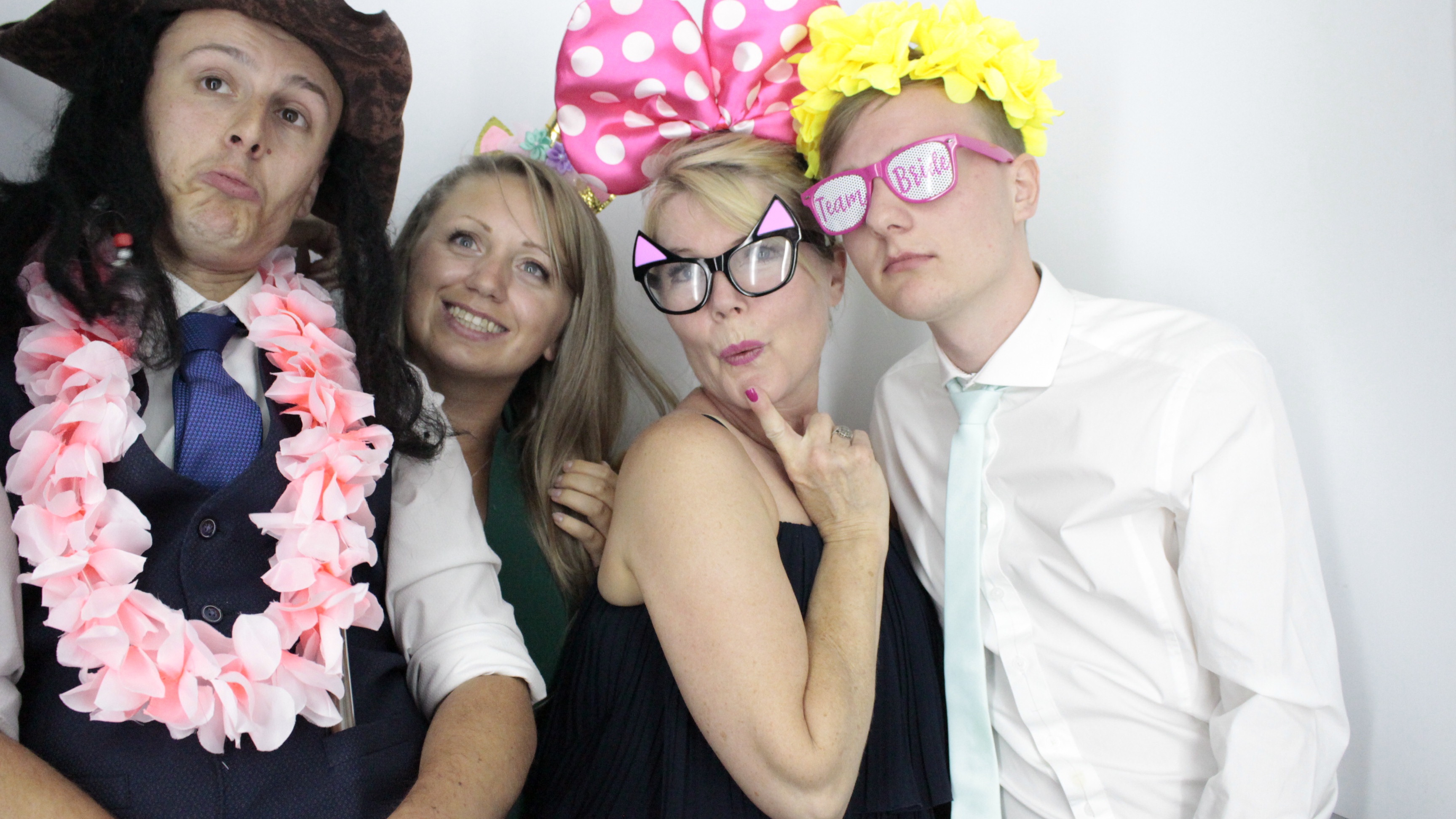 Jade and Duncan's Wedding | View more photos from the event at gallery.myphotoboothexperience.co.uk/u/MyPhotoBoothExperienceLtd/Jade-and-Duncans-Wedding